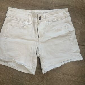 American Eagle super stretch white shorts, size 0